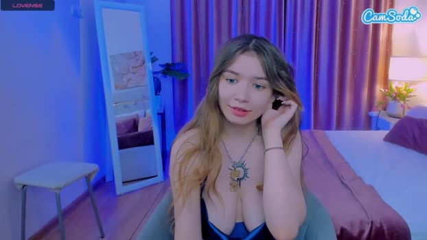 milkbluemoon big Webcam SHOW @ 01-12-2023