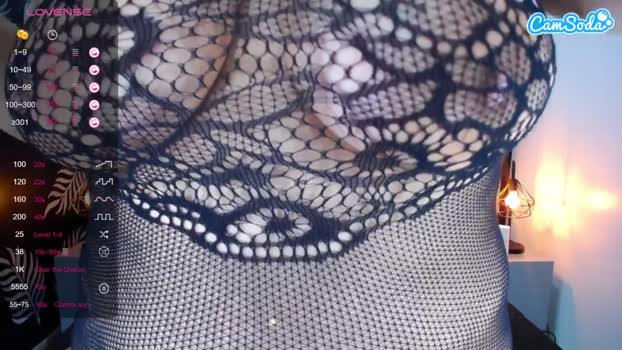 hilary-loaiza strip Webcam SHOW @ 02-12-2023