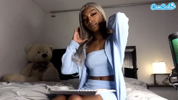 niviawolfe love Webcam SHOW @ 15-12-2023