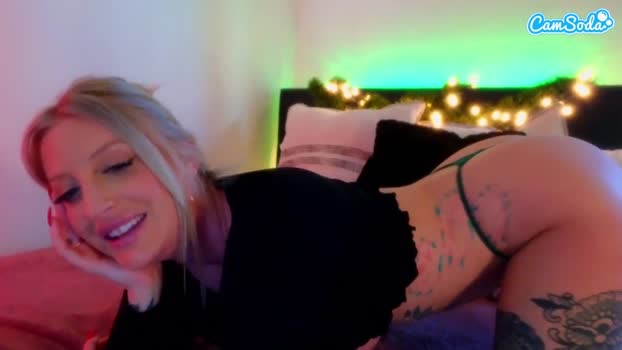 babielynn kissing Webcam SHOW @ 15-12-2023