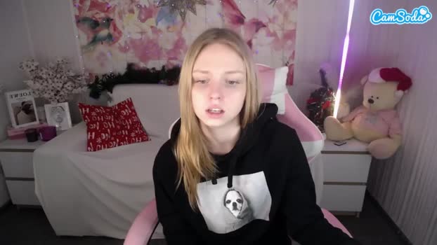 lauracherrys Download Webcam SHOW @ 16-12-2023
