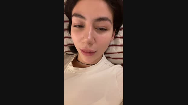 Friendzzone Topless Webcam SHOW @ 02-01-2024