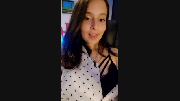 Roxannepiggy bigass Webcam SHOW @ 03-01-2024