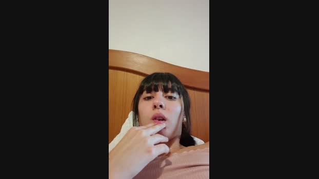 estrella4332 fuckhard Webcam SHOW @ 06-01-2024
