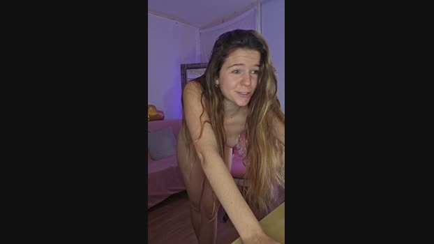 lucie_mehott toys Webcam SHOW @ 07-01-2024