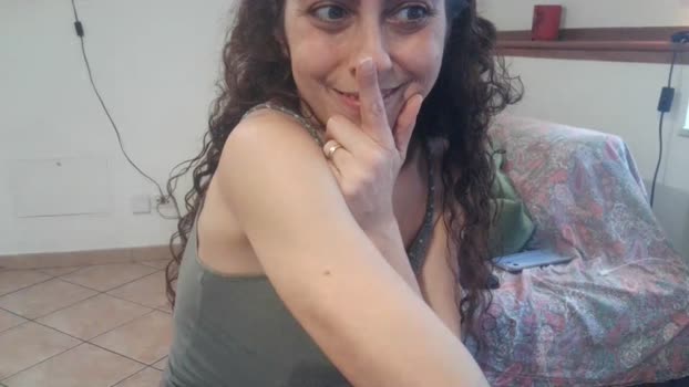 AriannaSecret suckshow Webcam SHOW @ 19-01-2024