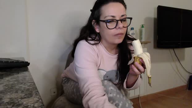 Yoli_Morena gag Webcam SHOW @ 20-01-2024