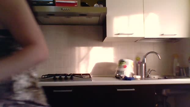 moglieinfedele kissing Webcam SHOW @ 24-01-2024