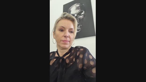 sweetladyhot820 love Webcam SHOW @ 29-01-2024