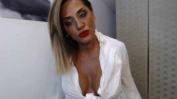 Selene1975 fuckher Webcam SHOW @ 09-02-2024
