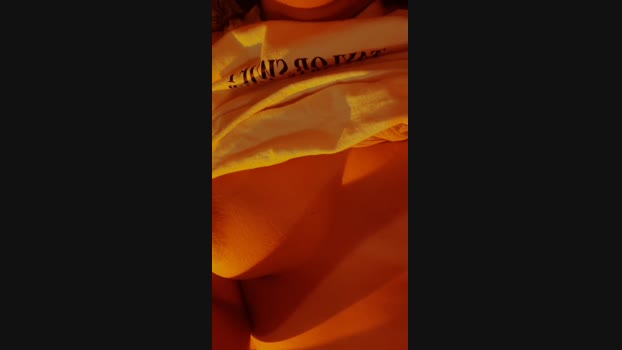 Aloneathome22 fuckme Webcam SHOW @ 11-02-2024