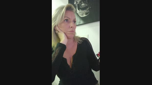 sweetladyhot820 toy Webcam SHOW @ 19-02-2024