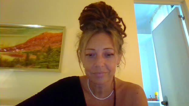 Audrie_78 fuckher Webcam SHOW @ 28-02-2024