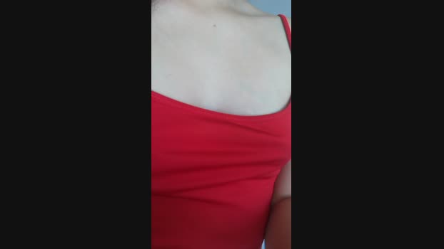 petitesantaslut kissing Webcam SHOW @ Cam4 07-03-2024