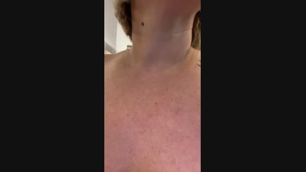 lucestellata suckshow Webcam SHOW @ Cam4 13-04-2024