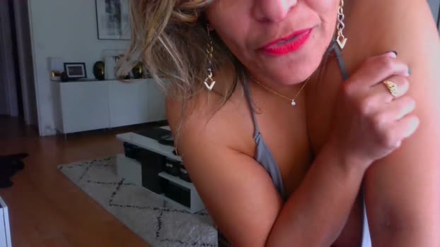 METISSE26 bigass Webcam SHOW @ Cam4 26-04-2024