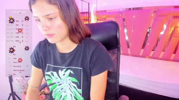 Trianna_ sex Webcam SHOW @ Cam4 04-05-2024