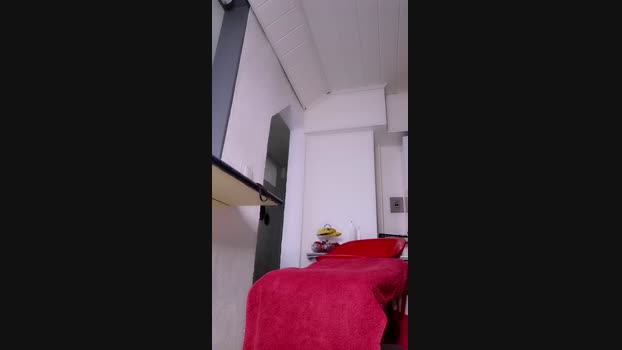 Caliiie_of toys Webcam SHOW @ Cam4 16-06-2024