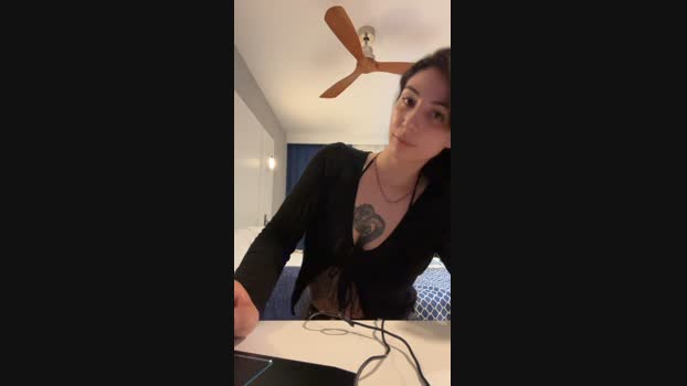 Friendzzone Ass Webcam SHOW @ Cam4 17-07-2024