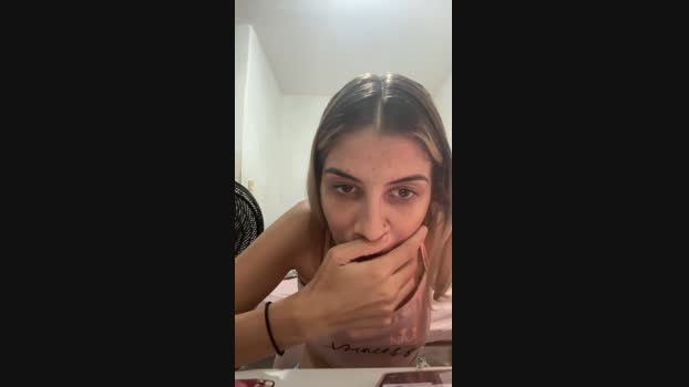 beatri6 prettyface Webcam SHOW @ Cam4 14-08-2024