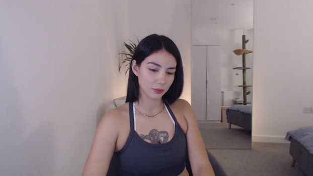 Friendzzone sweet Webcam SHOW @ Cam4 07-10-2024