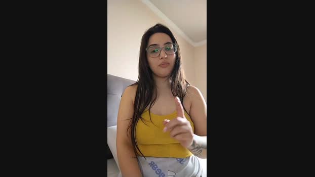Latinaakita4 legs Webcam SHOW @ Cam4 12-10-2024