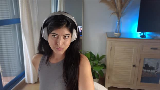 Anabel_curvy