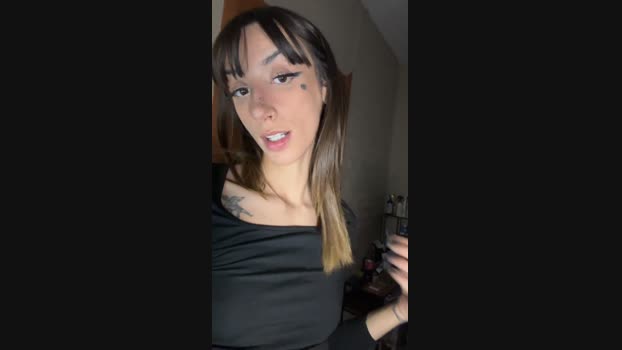 Norahawtin fingers Webcam SHOW @ Cam4 16-11-2024