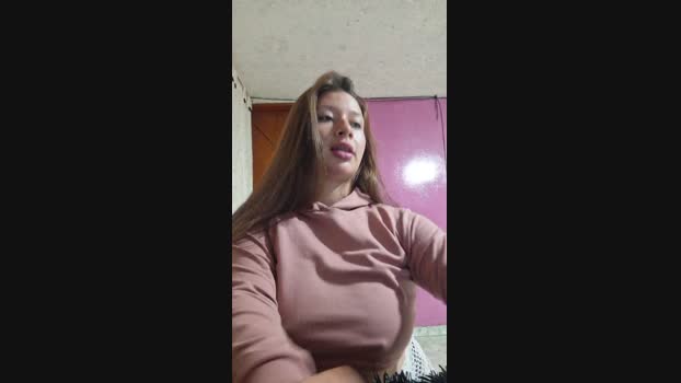 Mariana_Loving kiss Webcam SHOW @ Cam4 07-12-2024