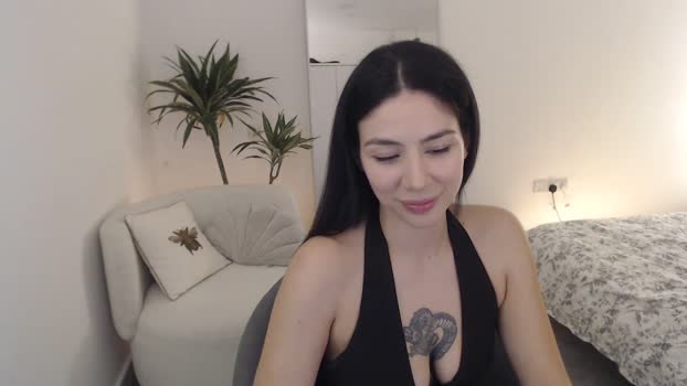 Friendzzone Show Webcam SHOW @ Cam4 10-12-2024