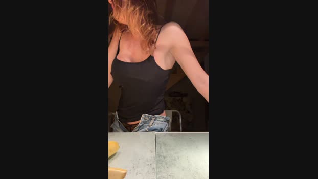Rebellerotica moan Webcam SHOW @ Cam4 11-12-2024