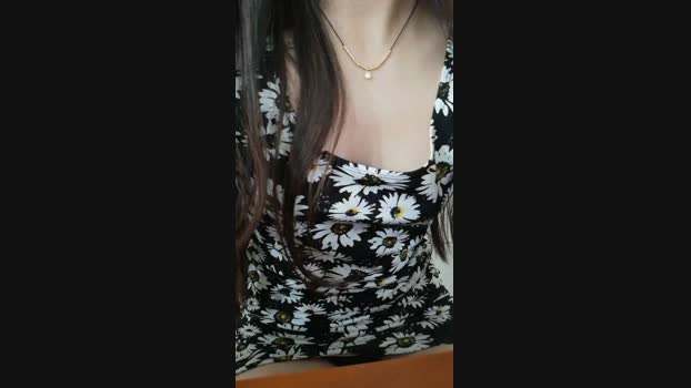 petitesantaslut hard Webcam SHOW @ Cam4 13-12-2024