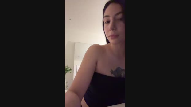 Friendzzone Webcam Webcam SHOW @ Cam4 15-12-2024