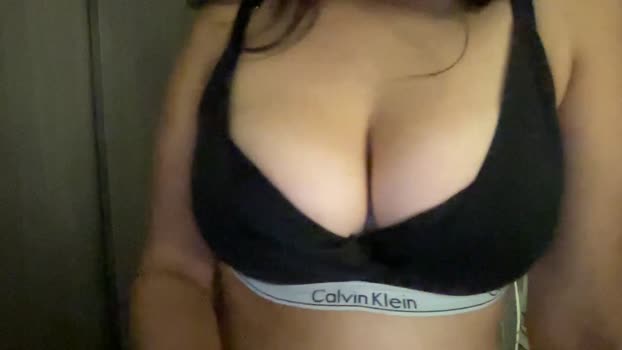 chileangirrrl Cam Webcam SHOW @ Cam4 17-12-2024