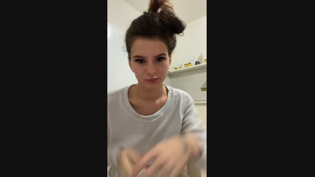 Carmenelui natural Webcam SHOW @ Cam4 20-12-2024