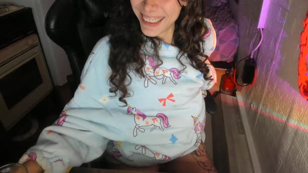 MartesBratty Cam Webcam SHOW @ Cam4 08-01-2025