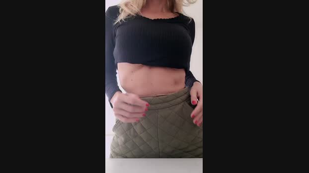mia_sex_xxx lick Webcam SHOW @ Cam4 10-01-2025