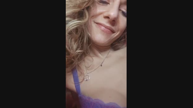 RomaDea lickpussy Webcam SHOW @ Cam4 17-01-2025