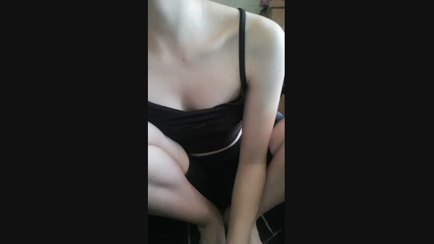 petitesantaslut Porn Webcam SHOW @ Cam4 21-01-2025