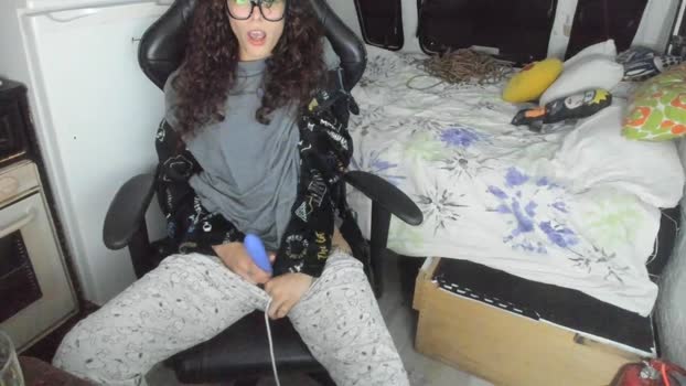 MartesBratty strip Webcam SHOW @ Cam4 29-01-2025