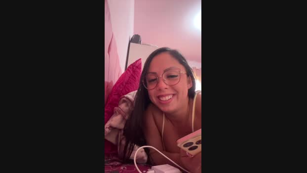 Renatinhaaaa skinny Webcam SHOW @ Cam4 13-02-2025