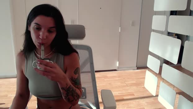 feliciabruna Cam Webcam SHOW @ Cam4 12-02-2025