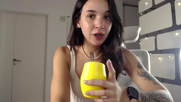 feliciabruna natural Webcam SHOW @ Cam4 18-02-2025