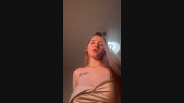 Anastasiaa_grey kiss Webcam SHOW @ Cam4 22-02-2025