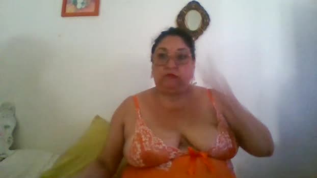 Caritovivi spank Webcam SHOW @ Cam4 22-02-2025
