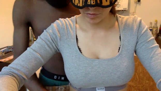 blackandwhite33 play Webcam SHOW @ Cam4 04-03-2025
