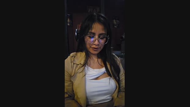 Jade_Zephyra spank Webcam SHOW @ Cam4 07-04-2025