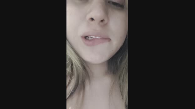 ilonka_Ui suckcock Webcam SHOW @ Cam4 09-04-2025
