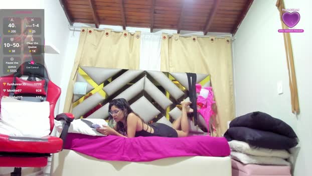 naomi_and_brack Download Webcam SHOW @ Cam4 13-04-2025