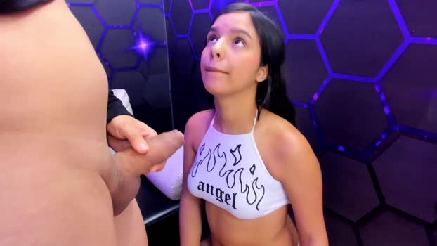 room_kiitty Naked Webcam SHOW @ Cam4 14-04-2025